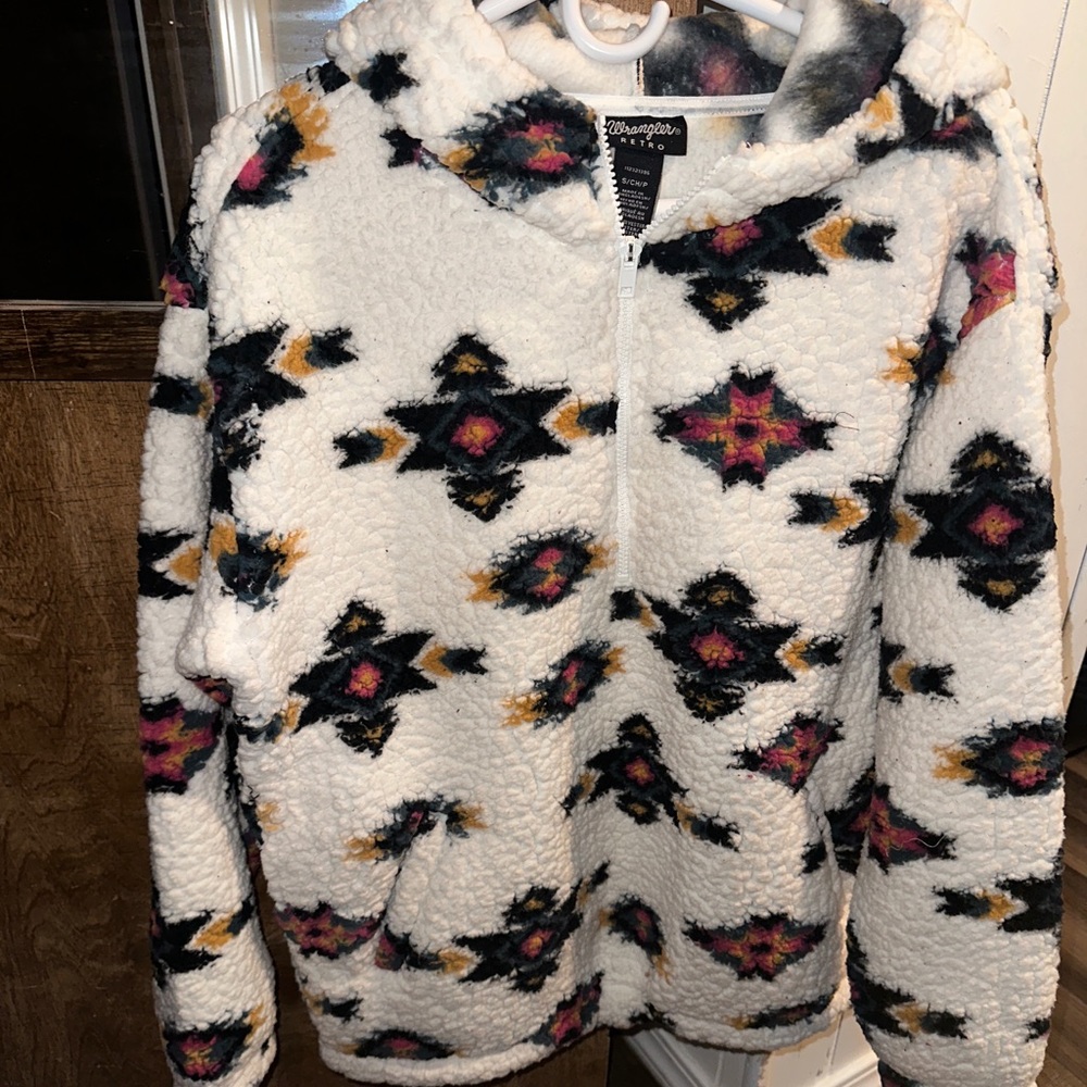 Wrangler White and Black Patterned Sherpa Hoodie